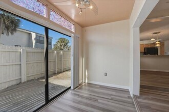 1404 Oak Pl in Apopka, FL - Building Photo - Building Photo