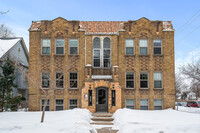 3200 Oakland Ave in Minneapolis, MN - Foto de edificio - Building Photo