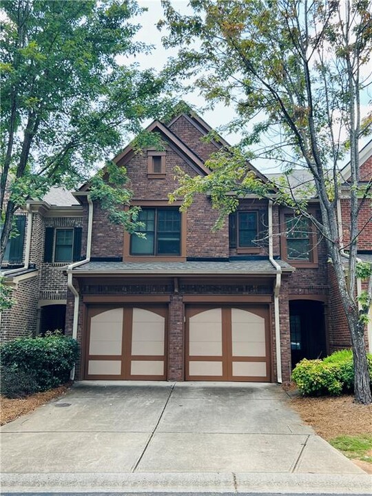 1430 Winshire Cove in Alpharetta, GA - Building Photo