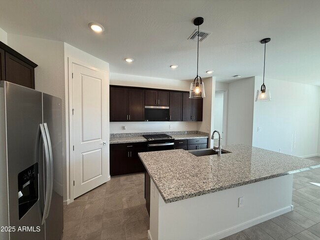 4235 W Yolanda Ln in San Tan Valley, AZ - Building Photo - Building Photo