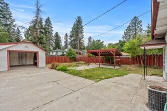 3918 E 8th Ave in Spokane, WA - Building Photo - Building Photo