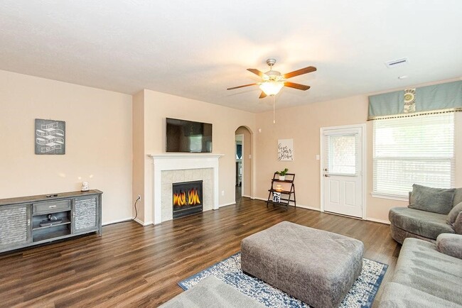 13601 May Pine Ct in Rosharon, TX - Building Photo - Building Photo