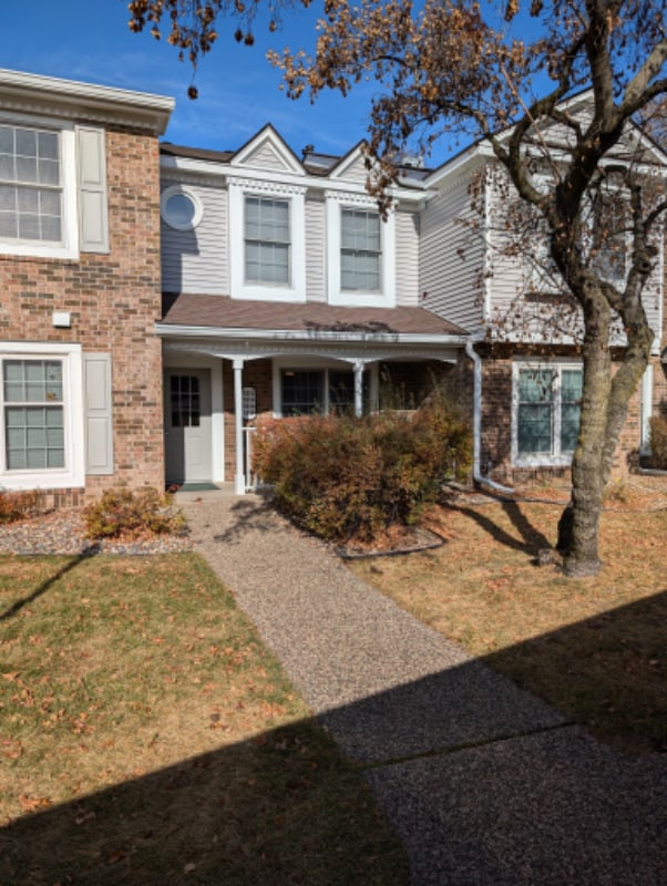 7314 W 110th St in Minneapolis, MN - Building Photo - Building Photo