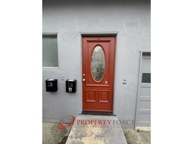 116 Madrone Ave in South San Francisco, CA - Building Photo