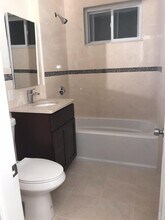 11 Atkins St in Boston, MA - Foto de edificio - Building Photo