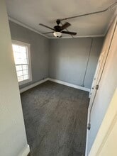 118 1/2 N Grant Ave in Chanute, KS - Building Photo - Building Photo