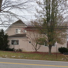 6571 Lakeshore Rd in Cicero, NY - Building Photo - Building Photo