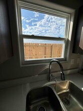 4217 La Vista Ave in McAllen, TX - Foto de edificio - Building Photo