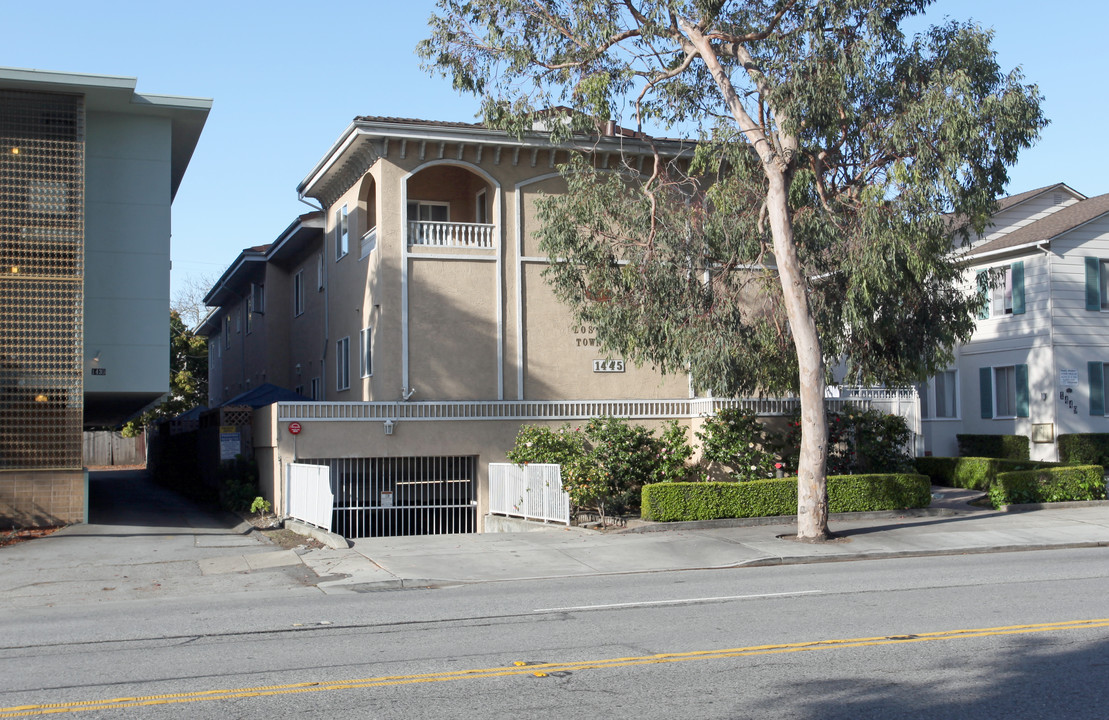 1445 El Camino Real in Burlingame, CA - Building Photo