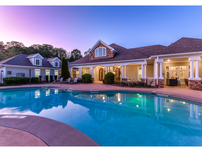 Walden at Oakwood in Flowery Branch, GA - Foto de edificio - Building Photo