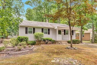 145 W Woodburn Ave in Pine Hill, NJ - Building Photo - Building Photo