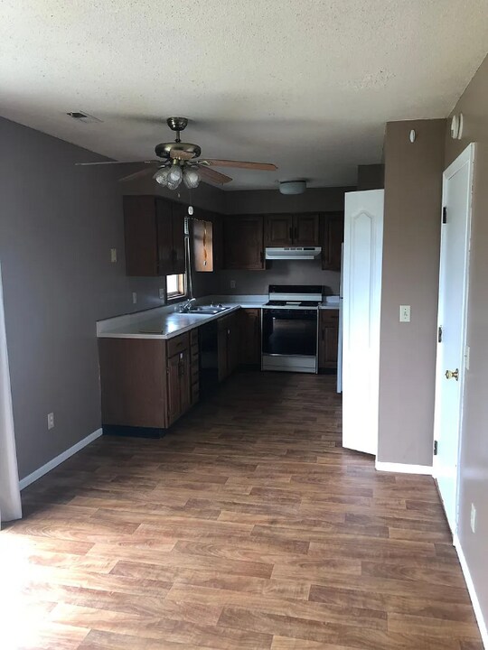 5915 Brandonwood Ln in Fort Wayne, IN - Building Photo