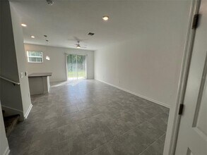 7492 Stone Crk Trl in Kissimmee, FL - Building Photo - Building Photo