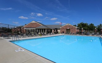 The Highlands in Fairborn, OH - Building Photo