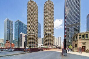 300 N State St, Unit 4303 in Chicago, IL - Building Photo