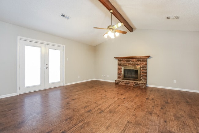 105 Whitewood Dr in Sherwood, AR - Building Photo - Building Photo