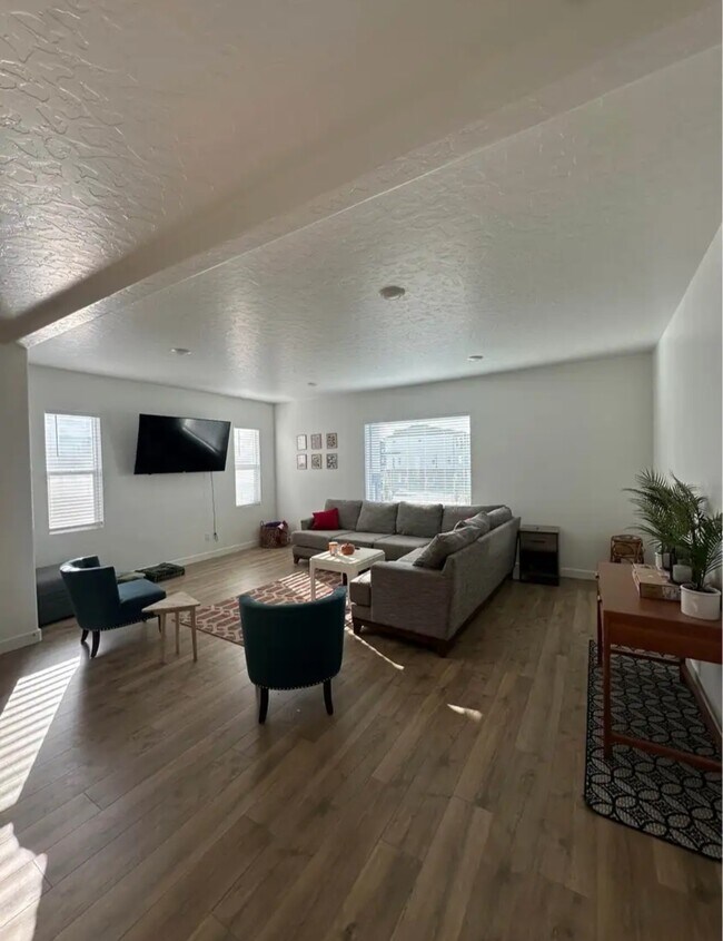 property at 391 Meadow Garden Rd