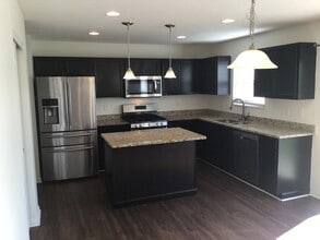 122 Faulkner Dr in Lithopolis, OH - Building Photo - Building Photo