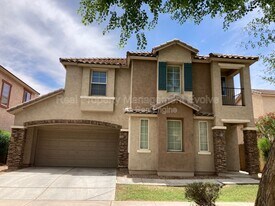 4059 E Carla Vista Dr in Gilbert, AZ - Building Photo