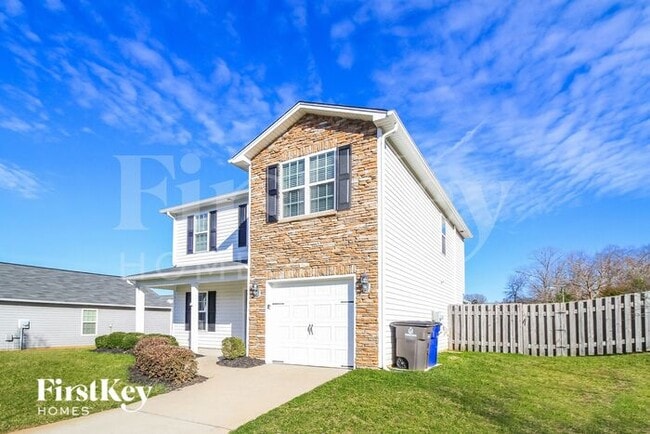1484 Worchester St in Kernersville, NC - Building Photo - Building Photo
