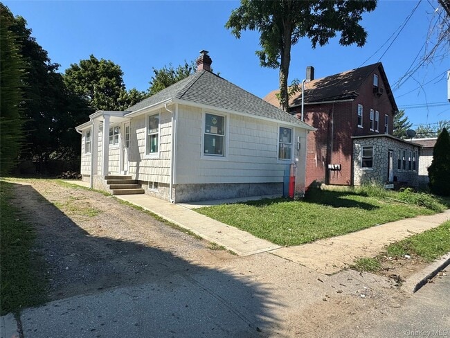 property at 98 Steamboat Rd