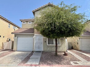 5262 Paradise Skies Ave in Las Vegas, NV - Building Photo - Building Photo