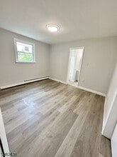 37 Harrison Ave in West Orange, NJ - Building Photo - Building Photo