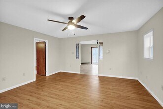 1613 Shoey Rd in Mohrsville, PA - Building Photo - Building Photo