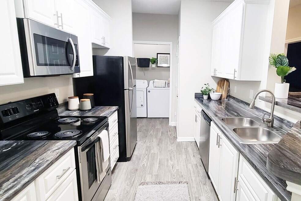 3064 Pale Moon Pl Apartments and Nearby McDonough