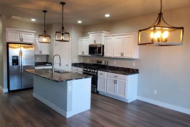 827 Mission Oaks Dr in Billings, MT - Building Photo - Building Photo