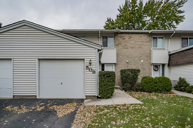 509 Jill Ln in Bolingbrook, IL - Foto de edificio - Building Photo