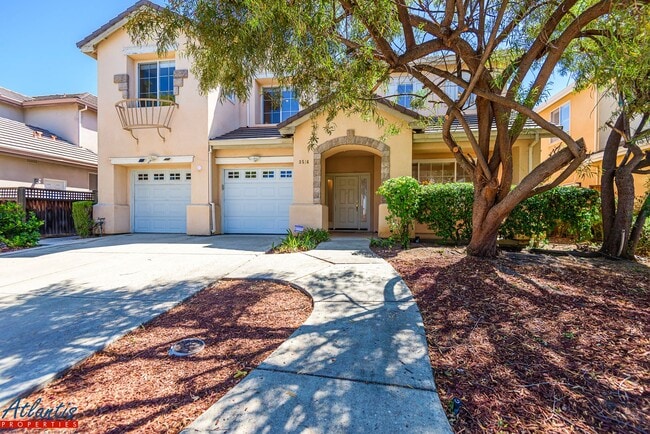 property at 3514 Casabella Ct