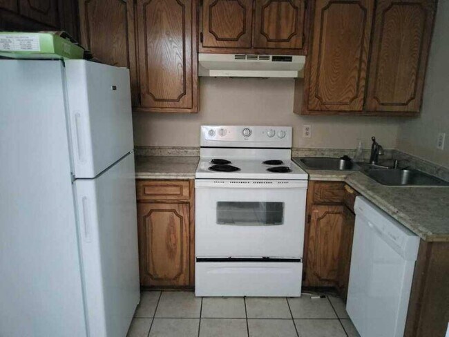 403 West Mc Lain Drive, Unit A in Sherman, TX - Building Photo - Building Photo
