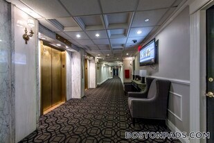 62 Boylston St, Unit 906 in Boston, MA - Building Photo