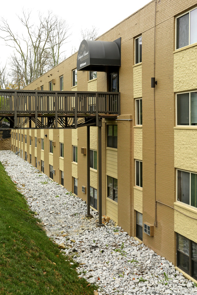 The Bridges at Belmont in Cincinnati, OH - Building Photo - Building Photo