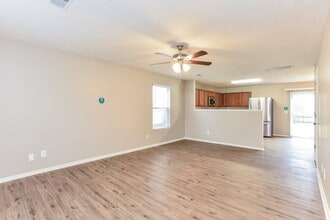 2803 Creekbend Dr in Nashville, TN - Building Photo - Building Photo
