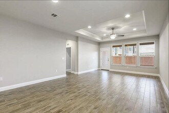 9907 Quercia Dr in Austin, TX - Building Photo - Building Photo