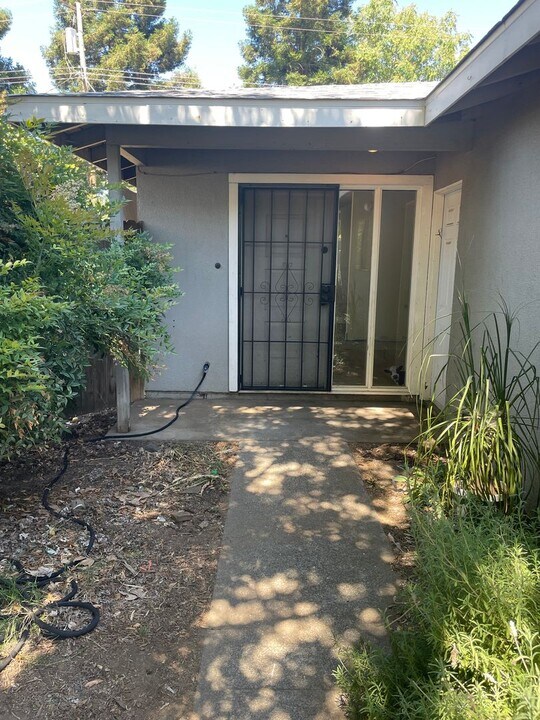 3 Mefford Way in Chico, CA - Building Photo