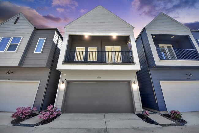property at 3010 Jensen Dr