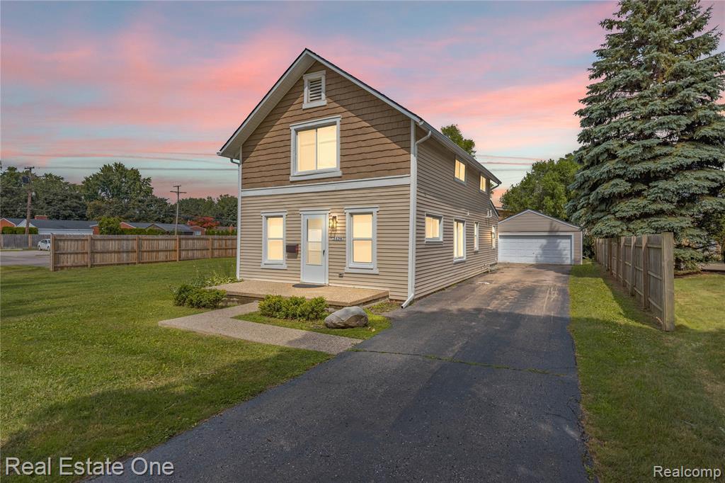 3420 Fairmont Rd in Royal Oak, MI - Building Photo
