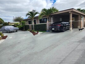 3760 NW 197th St in Miami Gardens, FL - Building Photo