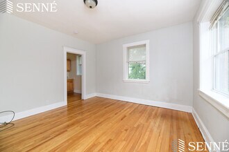 6 Sherborn Ct in Medford, MA - Building Photo - Building Photo