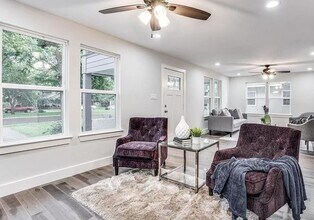 311 S Oak Cliff Blvd in Dallas, TX - Building Photo - Building Photo