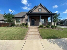 4801 Park View Pl in Arlington, TX - Building Photo