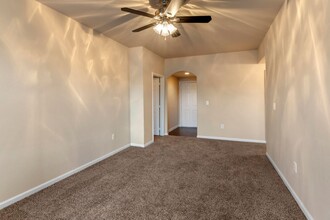 Prairie Ranch Apartment Homes in Grand Prairie, TX - Foto de edificio - Building Photo