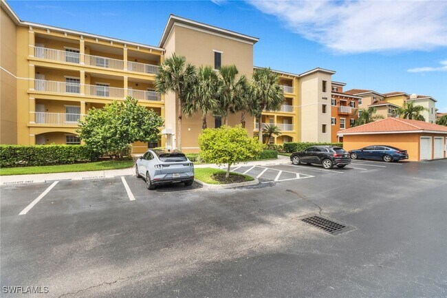 property at 4450 Botanical Pl Cir