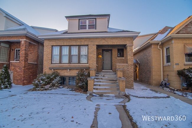property at 4246 N Menard Ave