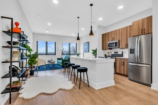 The Washington in Bayonne, NJ - Building Photo