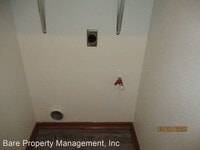 1309 Newbury Dr photo'