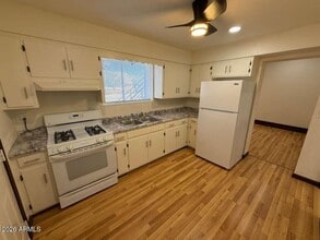 860 E 13th St in Douglas, AZ - Foto de edificio - Building Photo